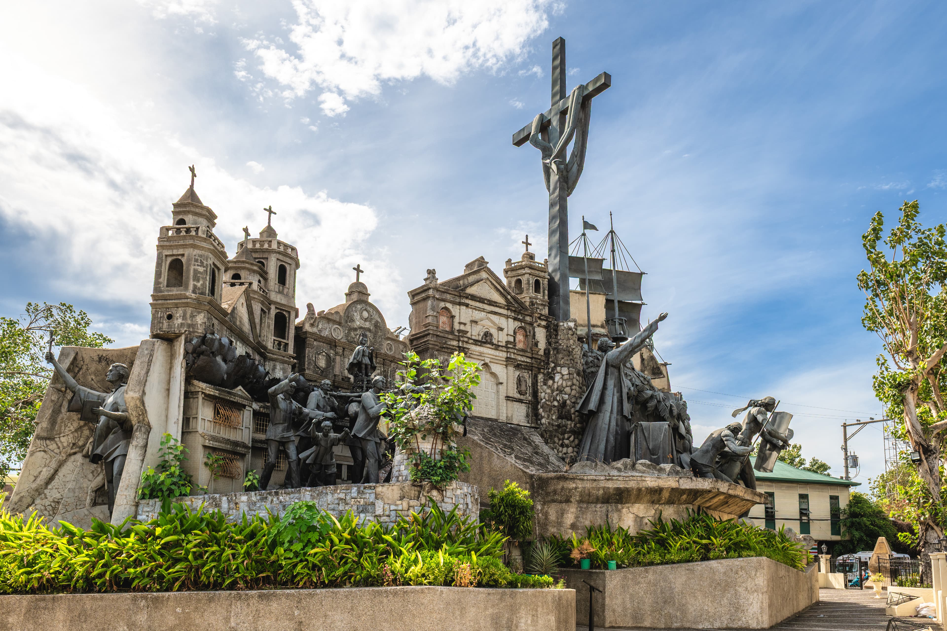 Parian Monument (Heritage of Cebu Monument)